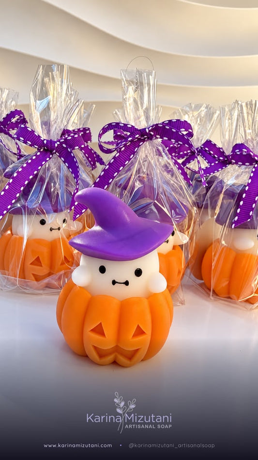 Ghost in a pumpkin Soap 4.2oz